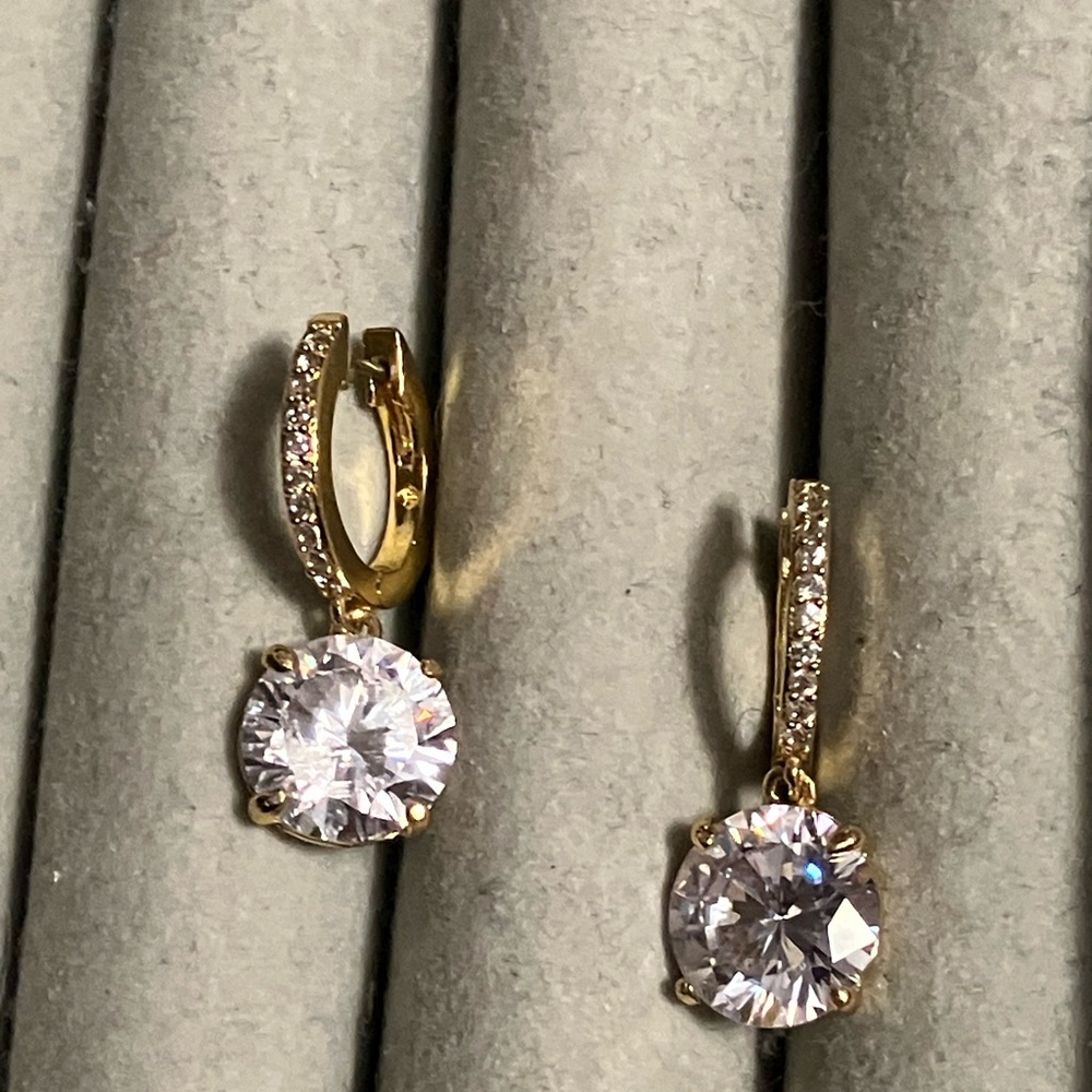 🌸Kate Spade Crystal Earrings - Picture 6 of 6